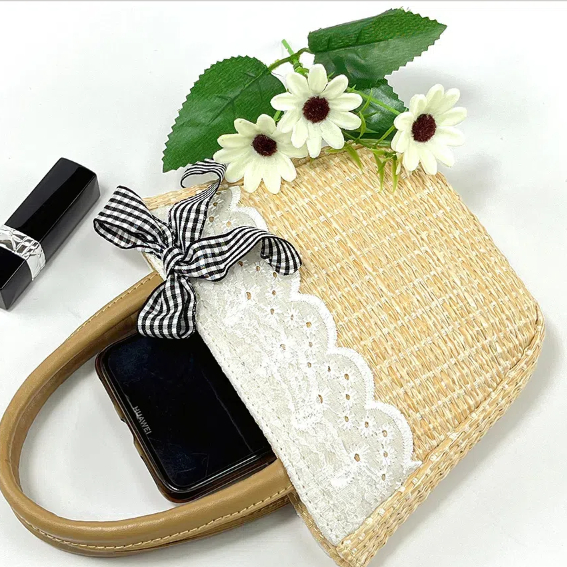 Fashionable Portable Handbag